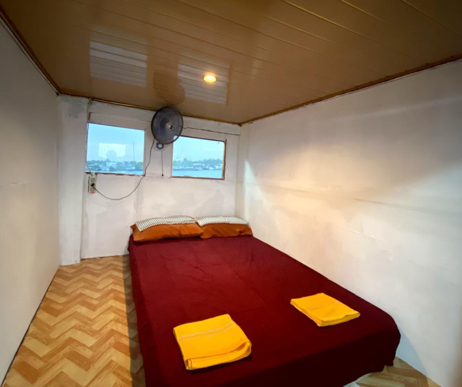 Private Cabin Sea View