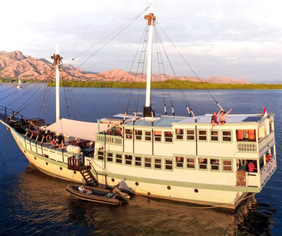 Luxury Komodo Boat