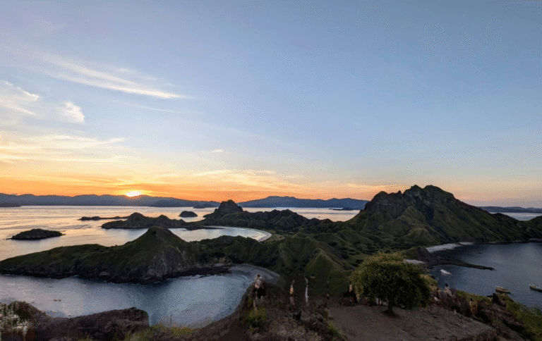padar island