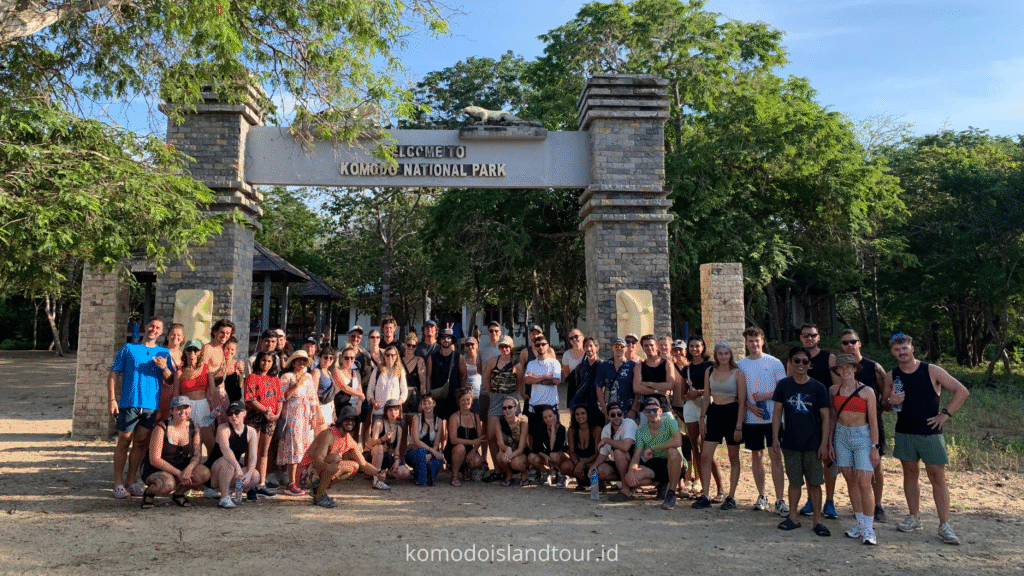 Labuan Bajo Adventures, Komodo National Park, komodo island, rinca island, komodo dragons