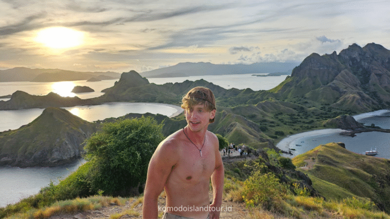 labuan bajo, rinca island, komodo national park, taman nasional komodo, komodo trip, open trip komodo, boat trip komodo, komodo trip from lombok, komodo trip from labuan bajo, komodo dragons, open trip labuan bajo, labuan bajo trip, padar island