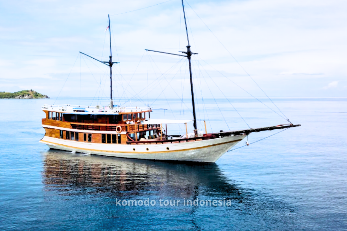 Senada Liveboard Komodo