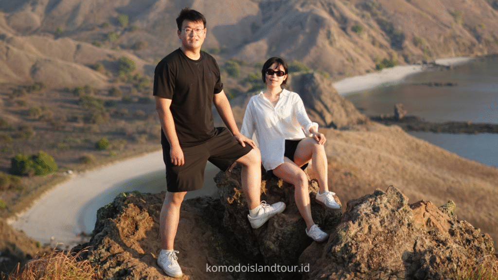 komodo island, komodo tour, komodo dragon, one day tour by speedboat, labuan bajo, labuan bajo trip, padar island