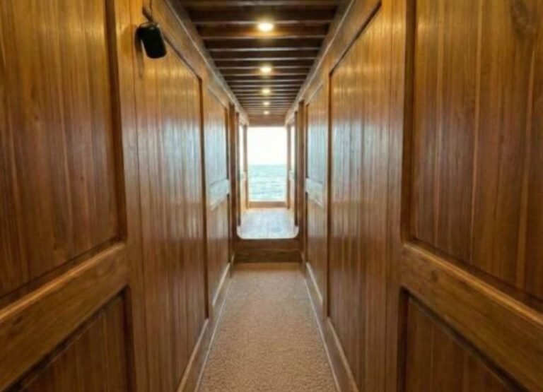 KOMODO ISLAND TOUR FROM LOMBOK