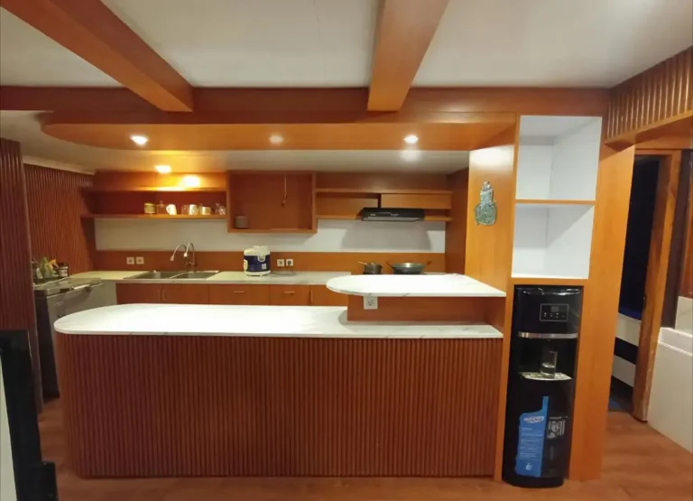 Eternity Luxury Boat, Komodo to labuan bajo, labuan bajo to lombok,boat trip