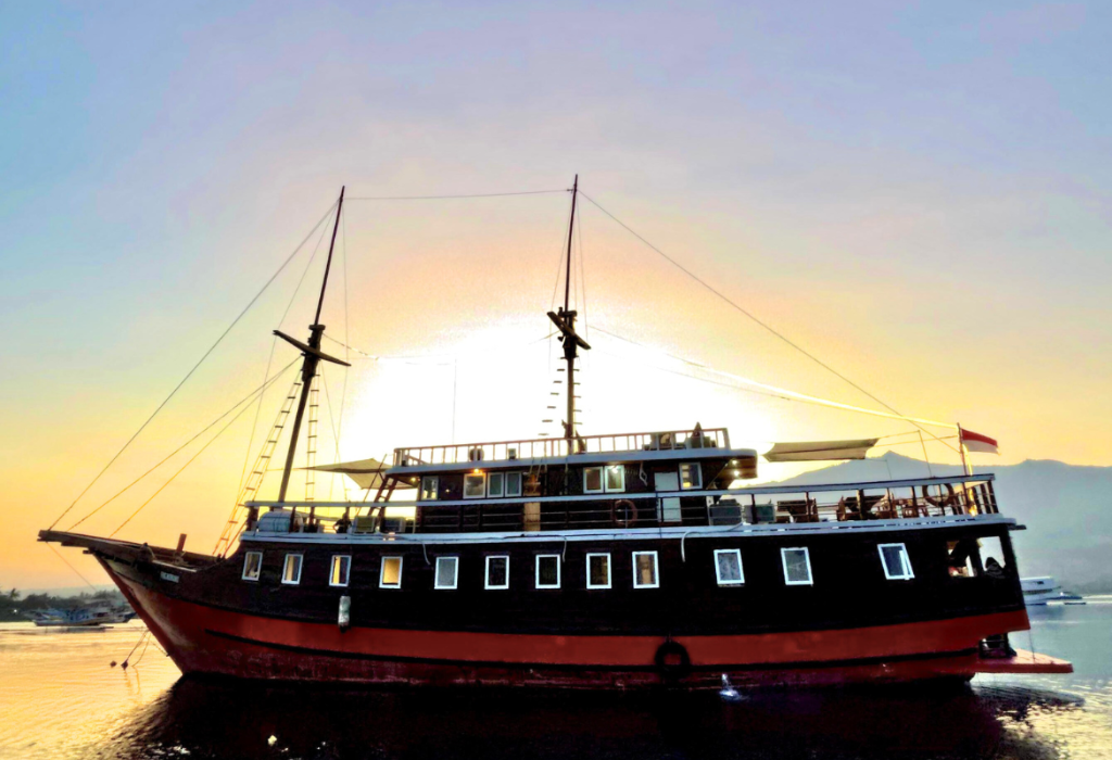Beyond the Horizon: Why KLM Menami is the Only Komodo Boat Tour You Should Ever Book