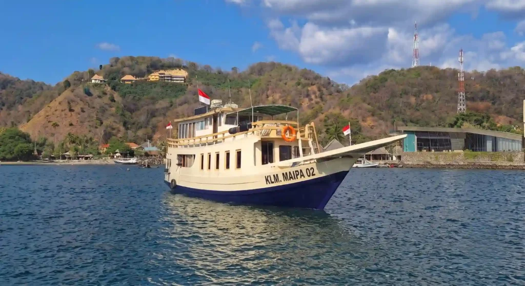 Komodo Tour Private Boat