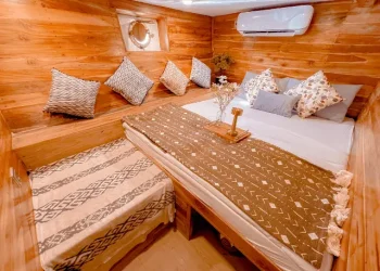 Semesta Voyages Luxury Liveboard Komodo Tour Packages