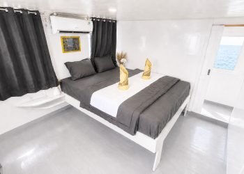 Deluxe Cabin 1 (Ocean View)