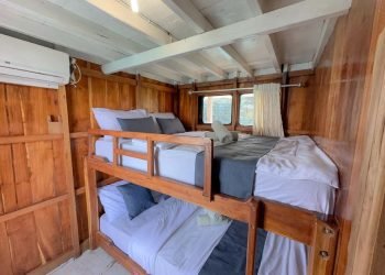 North Blue phinisi, north blue liveboard, komodo trip, labuan bajo, komodo island, liveboard